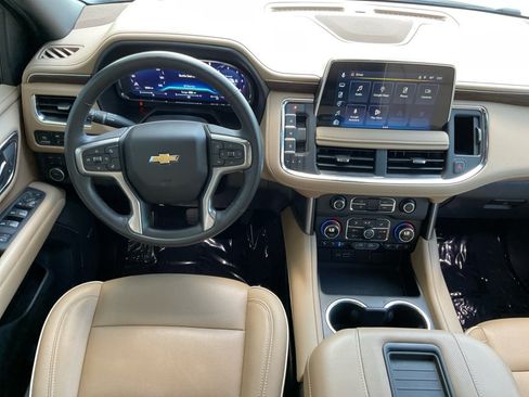 Used 2024 Chevrolet Tahoe Premier AWD/4WD image 33
