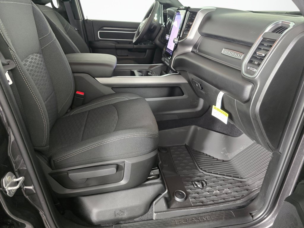 New 2026 RAM 3500 Big Horn AWD/4WD image 28