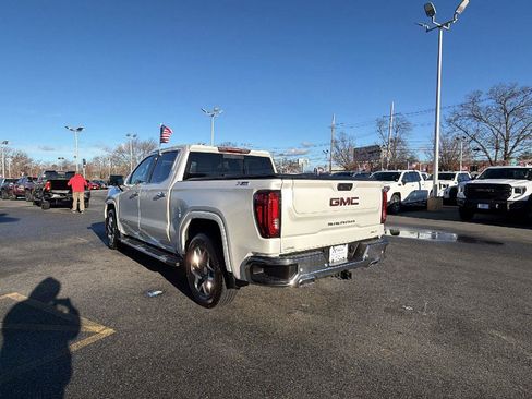 Certified 2022 GMC Sierra 1500 SLT w/ SLT Premium Plus Package image 5