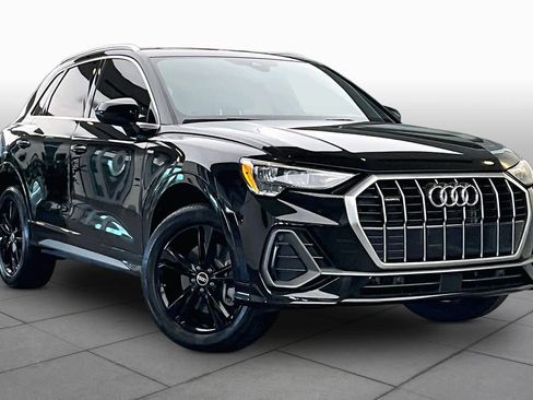 Used 2022 Audi Q3 2.0T Premium AWD/4WD image 3