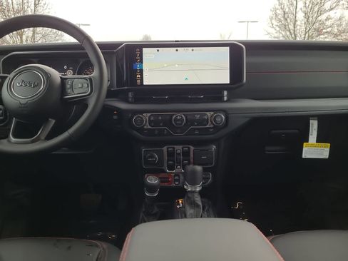 New 2026 Jeep Wrangler Unlimited Rubicon image 18