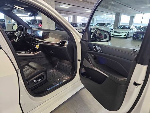 New 2026 BMW X5 xDrive50e w/ Executive Package AWD/4WD image 43