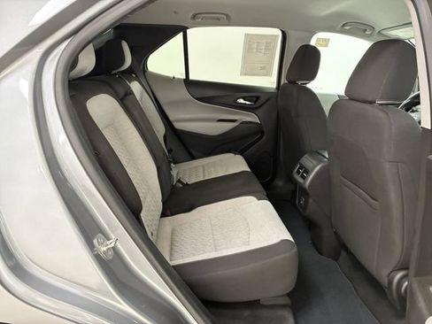 Certified 2023 Chevrolet Equinox LS w/ LS Convenience Package FWD image 16