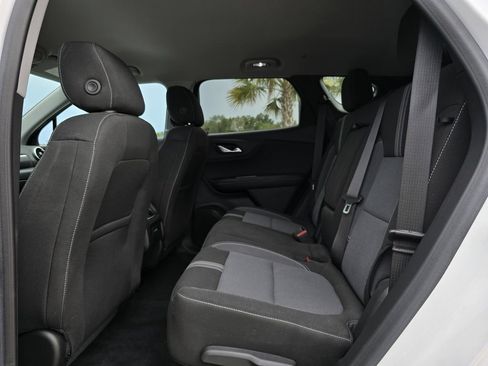 Used 2024 Chevrolet Blazer LT w/ Convenience Package FWD image 17