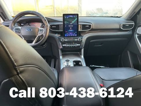 Used 2023 Ford Explorer Limited w/ Limited Technology Package RWD image 17