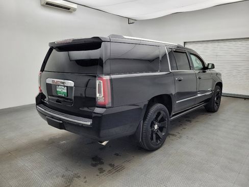Used 2018 GMC Yukon XL Denali w/ Denali Ultimate Package image 9