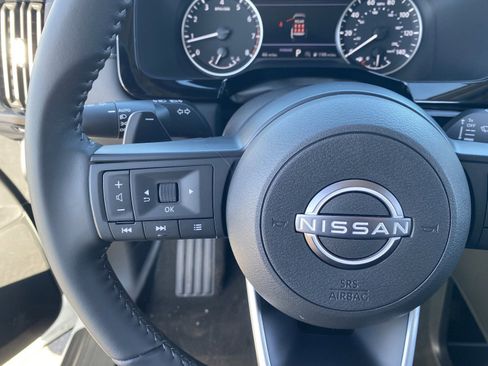 New 2025 Nissan Pathfinder SV image 25