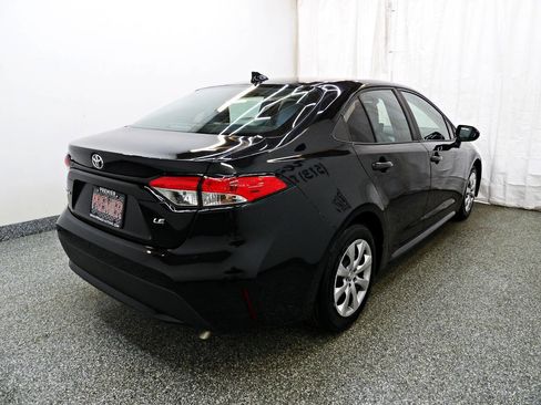 Used 2021 Toyota Corolla LE FWD image 5