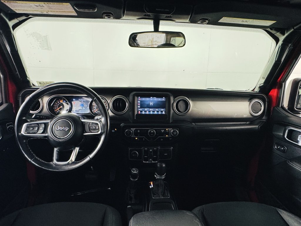 Used 2021 Jeep Wrangler Unlimited Sahara AWD/4WD image 21