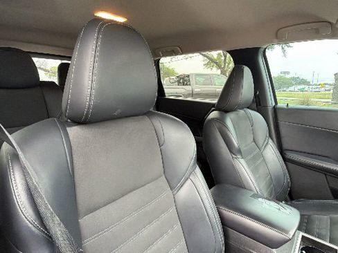 Used 2024 Mitsubishi Outlander SE FWD image 40