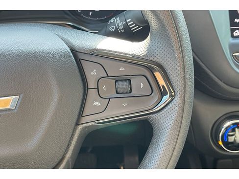 Used 2023 Chevrolet TrailBlazer LT image 35