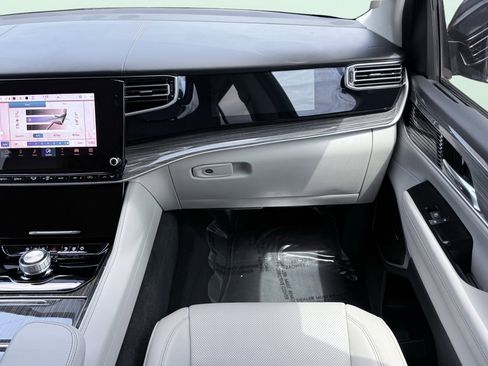 Used 2022 Jeep Wagoneer Series II w/ Premium Group I image 60