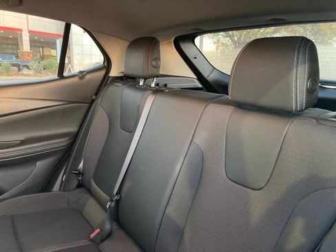 Used 2025 Buick Encore GX Preferred image 11