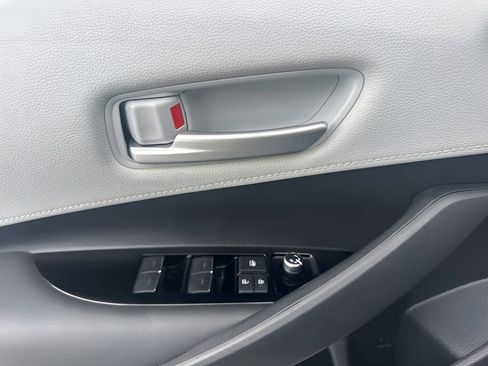 Used 2019 Toyota Corolla SE image 23