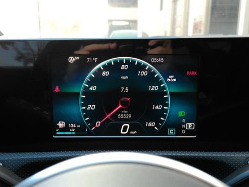 Used 2020 Mercedes-Benz CLA 250 image 38