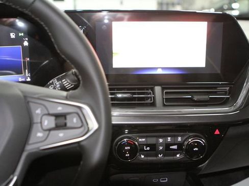 New 2026 Chevrolet Trax ACTIV w/ Driver Confidence Package FWD image 20