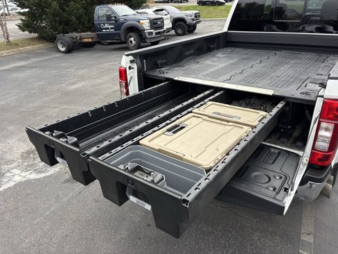 Used 2020 Ford F250 Lariat image 17