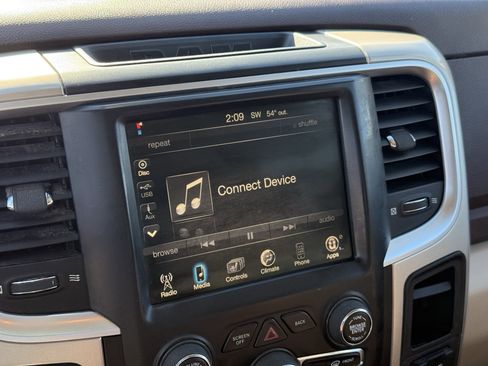 Used 2015 RAM 3500 Lone Star image 20