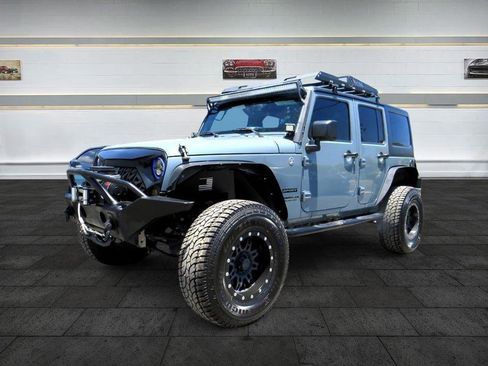 Used 2015 Jeep Wrangler Unlimited Sport w/ Connectivity Group image 3