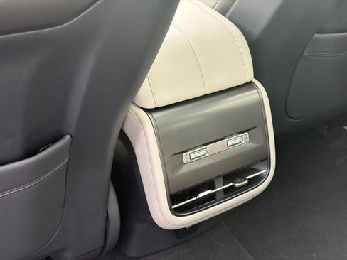New 2026 Lincoln Nautilus Reserve w/ Jet Appearance Package AWD/4WD image 23