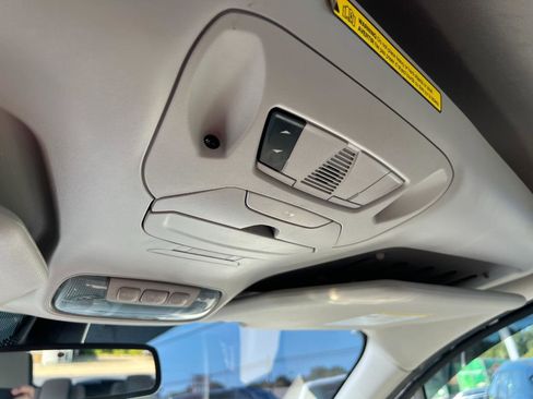 Used 2019 Ford Transit Connect Titanium w/ Titanium Premium Package image 48