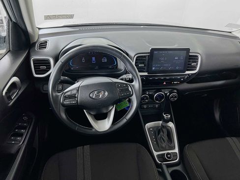 Certified 2023 Hyundai Venue SEL image 21