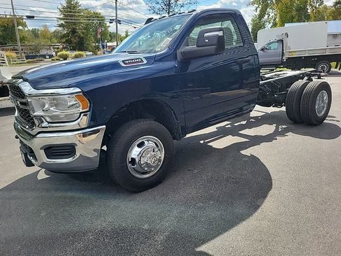New 2024 RAM 3500 Tradesman image 6