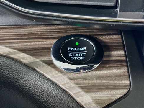 Used 2020 Ford Explorer Limited w/ Class III Trailer Tow Package image 18