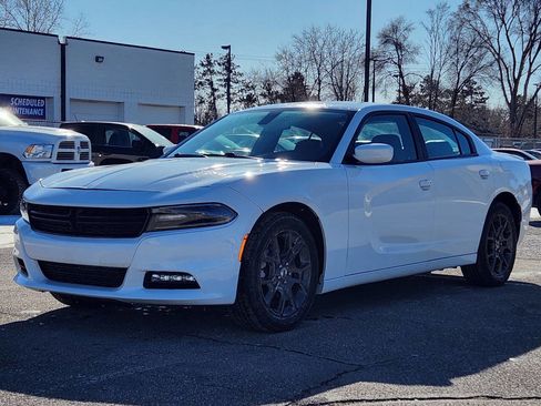 Used 2018 Dodge Charger GT image 7