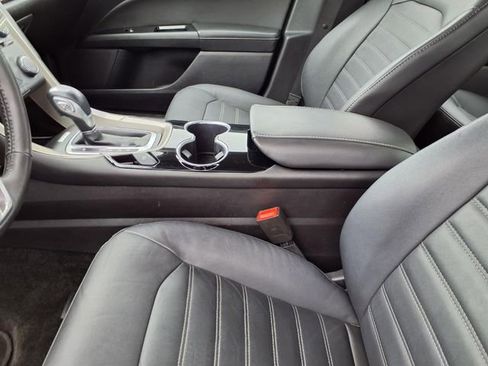 Used 2016 Ford Fusion SE w/ Equipment Group 202A FWD image 56