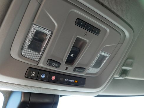 Used 2021 Chevrolet Silverado 1500 LTZ w/ Technology Package image 33