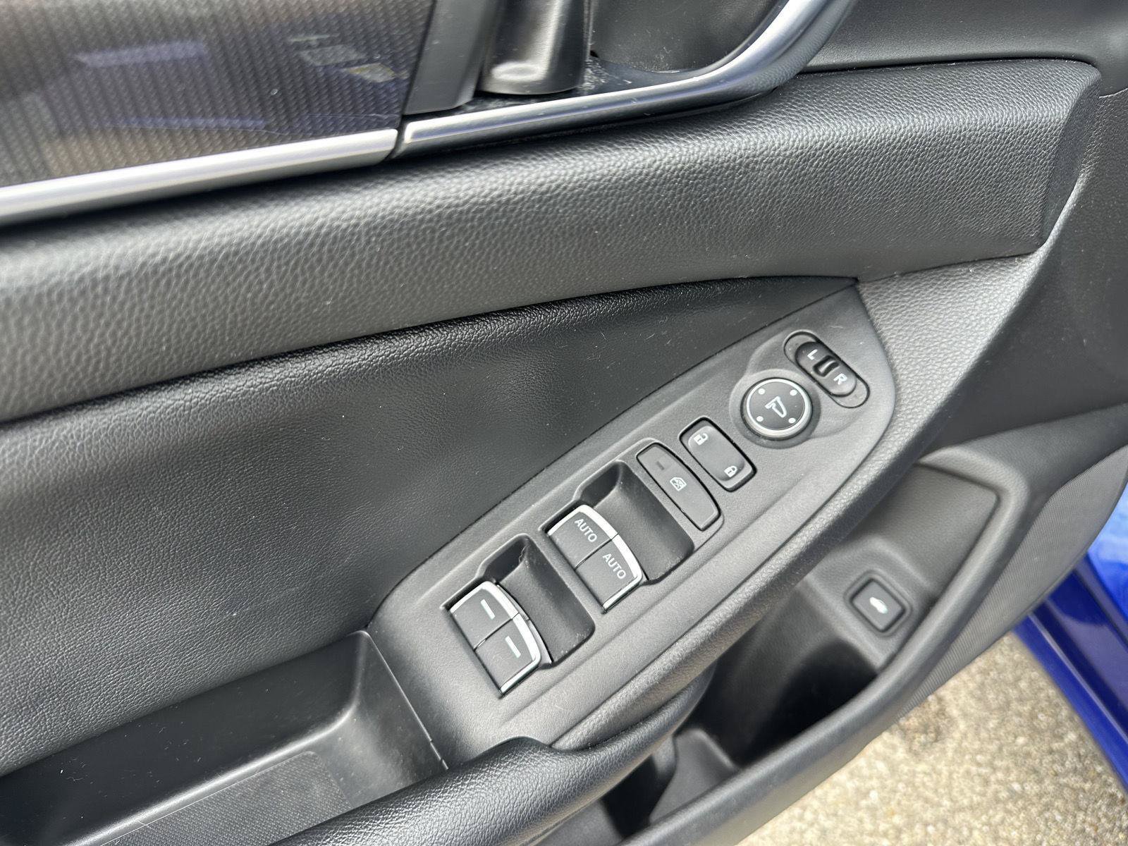 Used 2021 Honda Accord Sport Special Edition image 15
