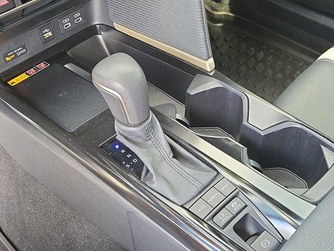Used 2025 Toyota Camry SE w/ Multimedia Upgrade Package FWD image 27