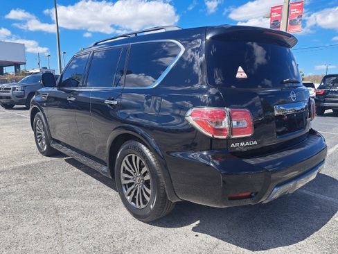 Certified 2019 Nissan Armada Platinum w/ Captain's Chairs Package image 7