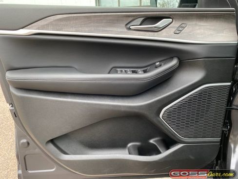 New 2026 Jeep Grand Cherokee Limited image 24