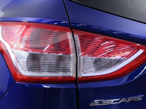 Used 2015 Ford Escape Titanium AWD/4WD image 9