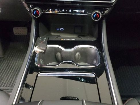 Used 2026 Chevrolet Traverse RS image 22