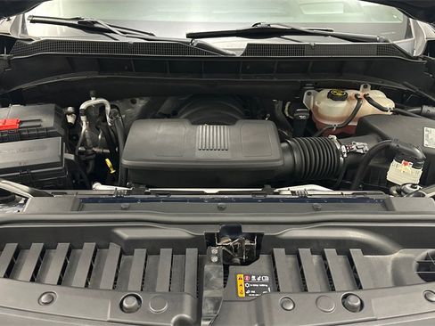 Used 2021 Chevrolet Silverado 1500 High Country w/ Technology Package image 11