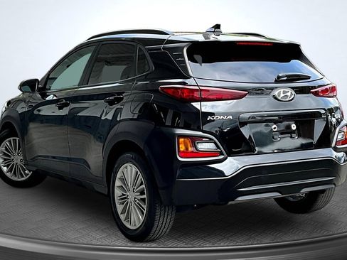 Used 2021 Hyundai Kona SEL Plus w/ Cargo Package AWD/4WD image 3