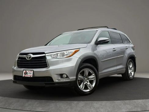 Used 2014 Toyota Highlander Limited AWD/4WD image 1