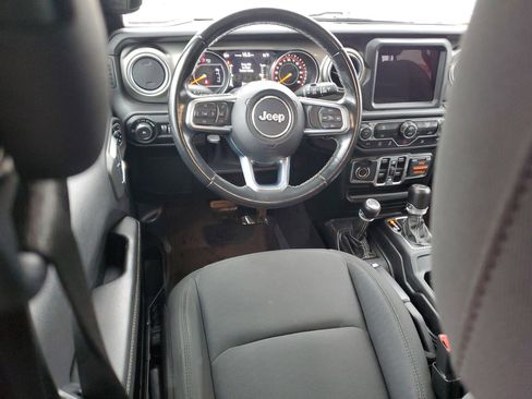 Used 2020 Jeep Wrangler Unlimited Sahara w/ Uconnect 4C Nav & Sound Group image 9