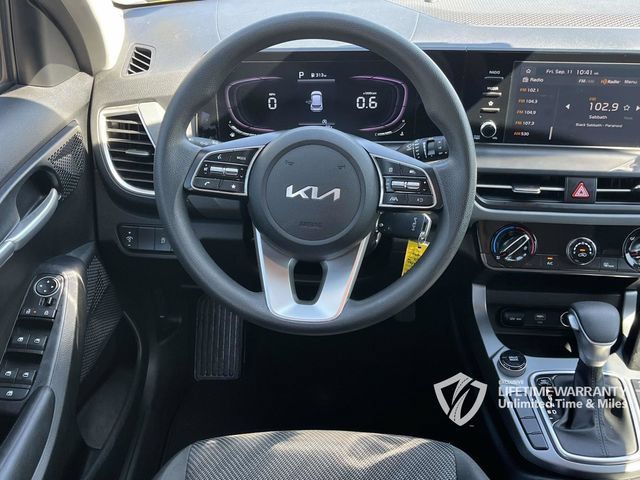 Used 2024 Kia Seltos LX AWD/4WD image 19