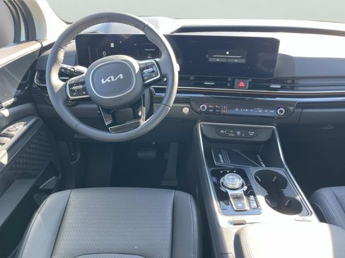 New 2026 Kia Carnival SX Prestige image 12