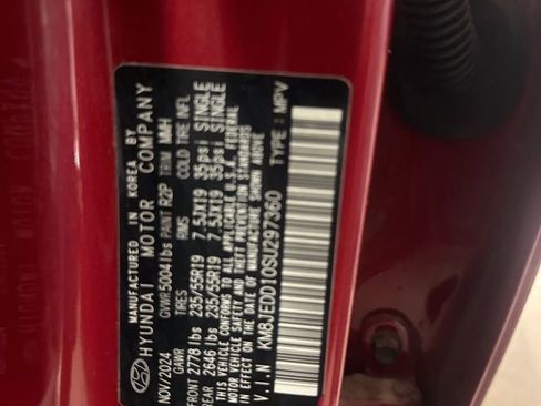 Used 2025 Hyundai Tucson Limited image 5