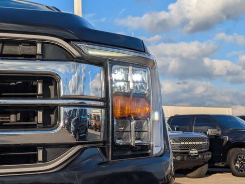 Used 2021 Ford F150 Lariat image 11