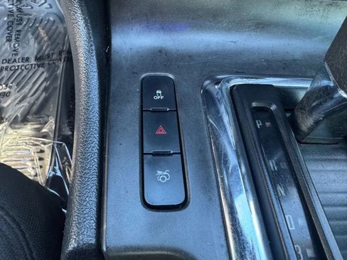 Used 2012 Ford Mustang Coupe RWD image 16