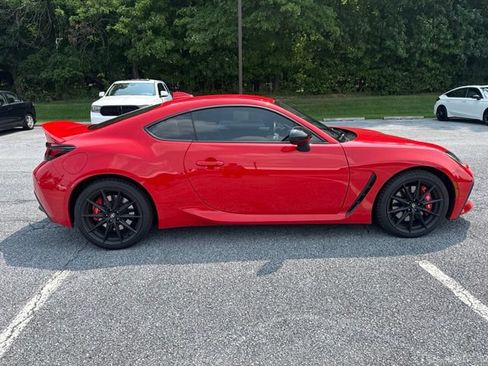 Used 2025 Toyota GR86 Premium w/ Performance Package RWD image 6