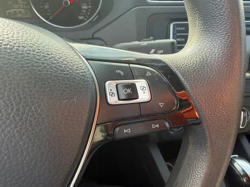 Used 2017 Volkswagen Jetta S FWD image 14