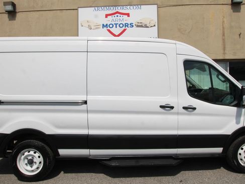 Used 2019 Ford Transit 150 148 Medium Roof image 4