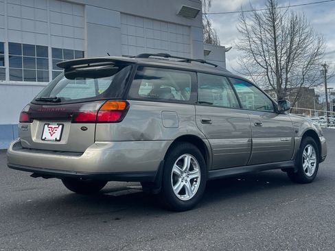 Used 2004 Subaru Outback H6 L.L. Bean Edition image 5